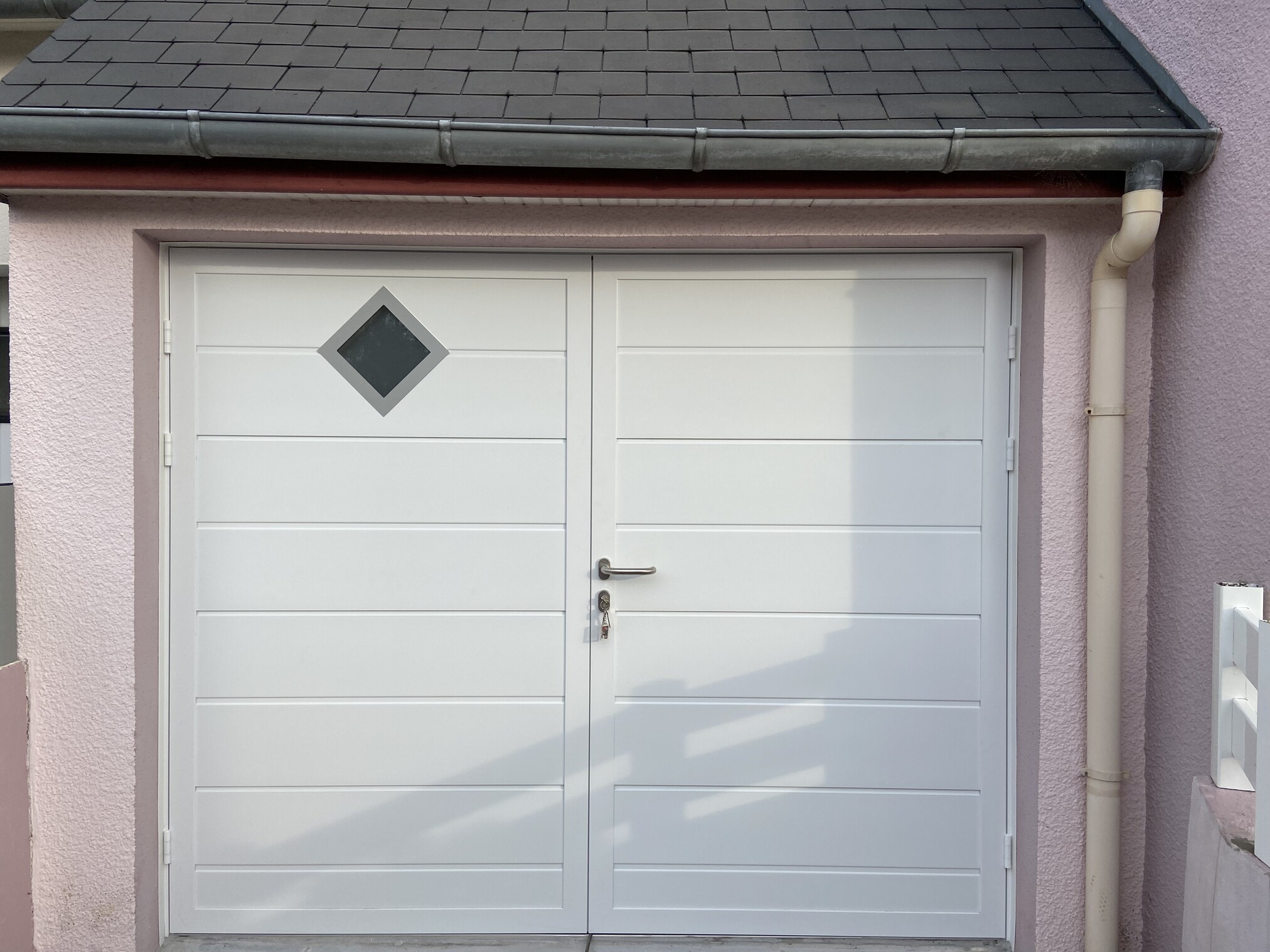 Installation porte de garage 2 vantaux - Lanester